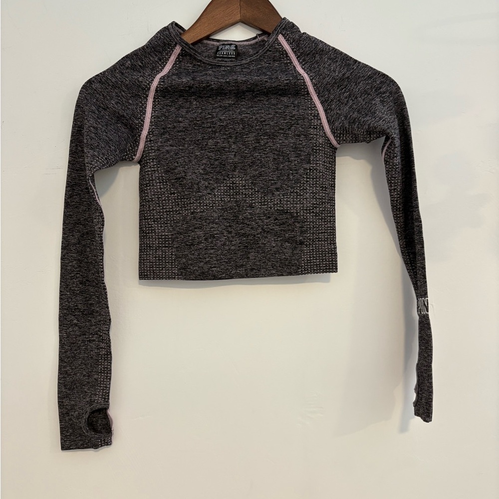 PINK Victoria's Secret Charcoal Long Sleeve Crop Top - Picture 2 of 7